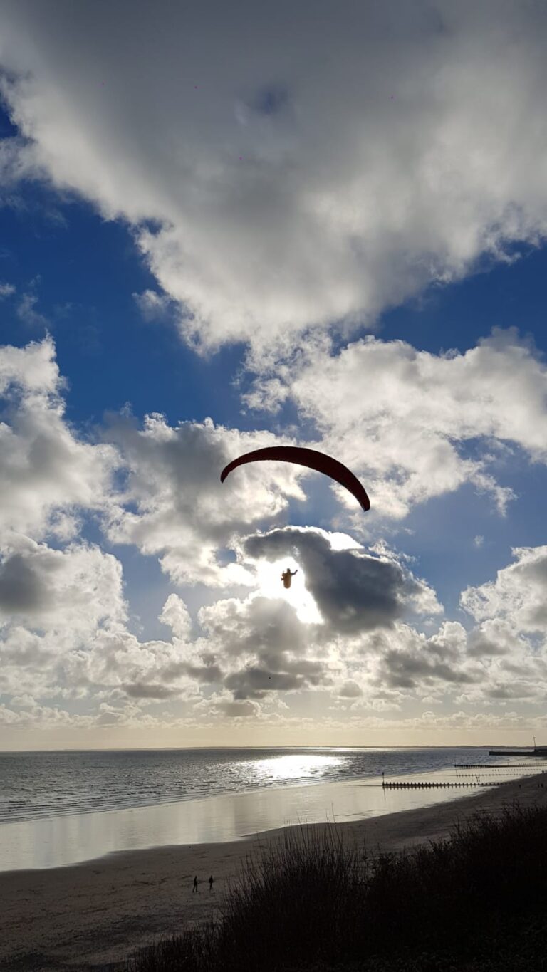 Paragliding east coast of Yorkshire
